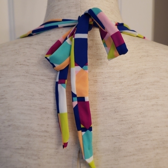 VS Pink Abstract Print Bikini Top - Picture 9 of 13